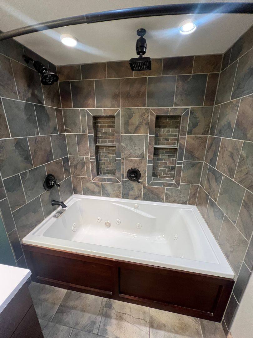 House for rent at 1005 N State St, Aberdeen, SD 57401