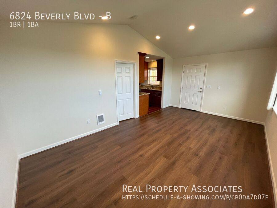 Apartment for rent at 6824 Beverly Blvd #B, Everett, WA 98203