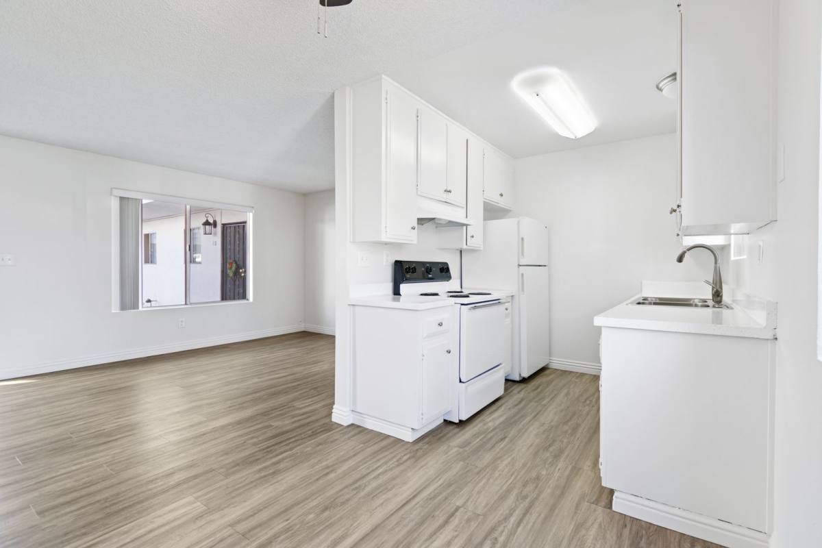 Apartment for rent at 274 Twin Oaks Ave, Chula Vista, CA 91910