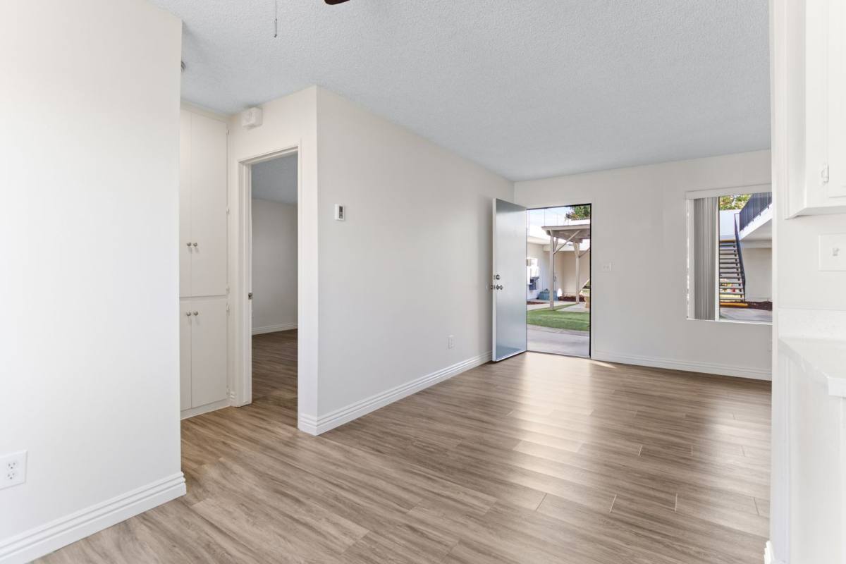 Apartment for rent at 274 Twin Oaks Ave, Chula Vista, CA 91910