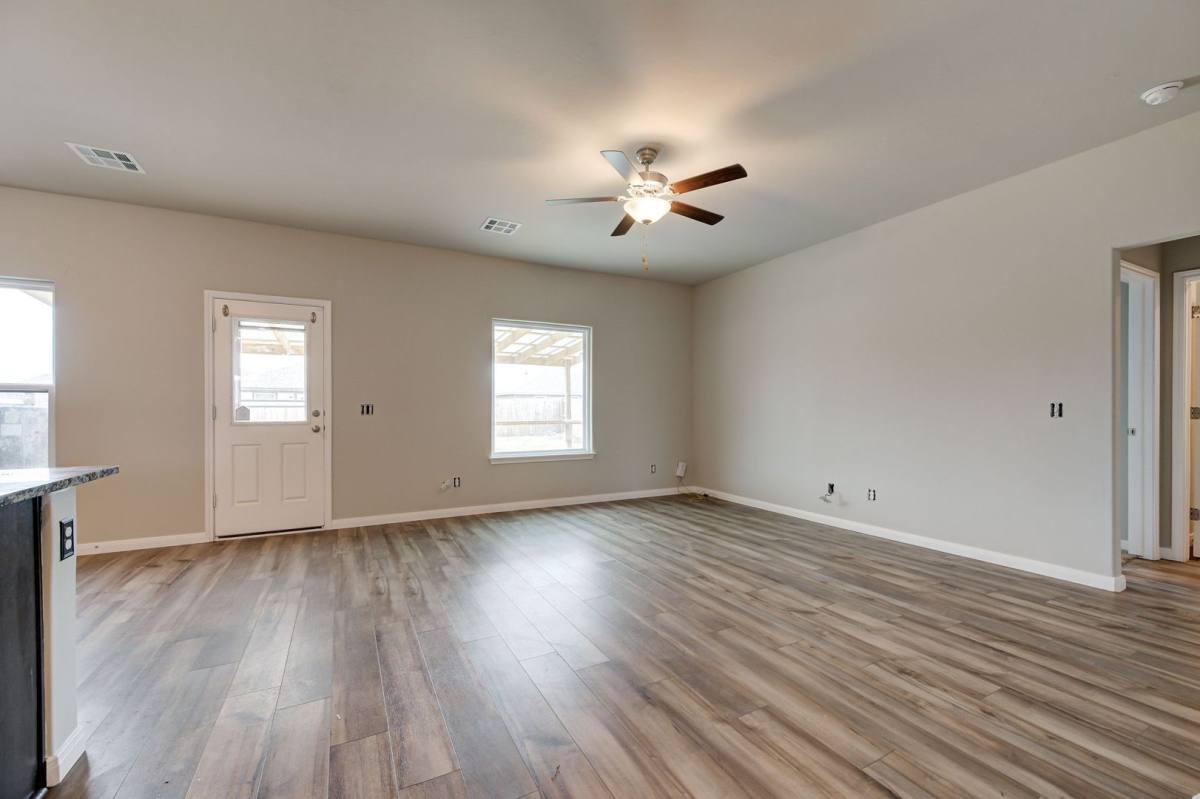 House for rent at 1609 Maroon Dr, El Reno, OK 73036