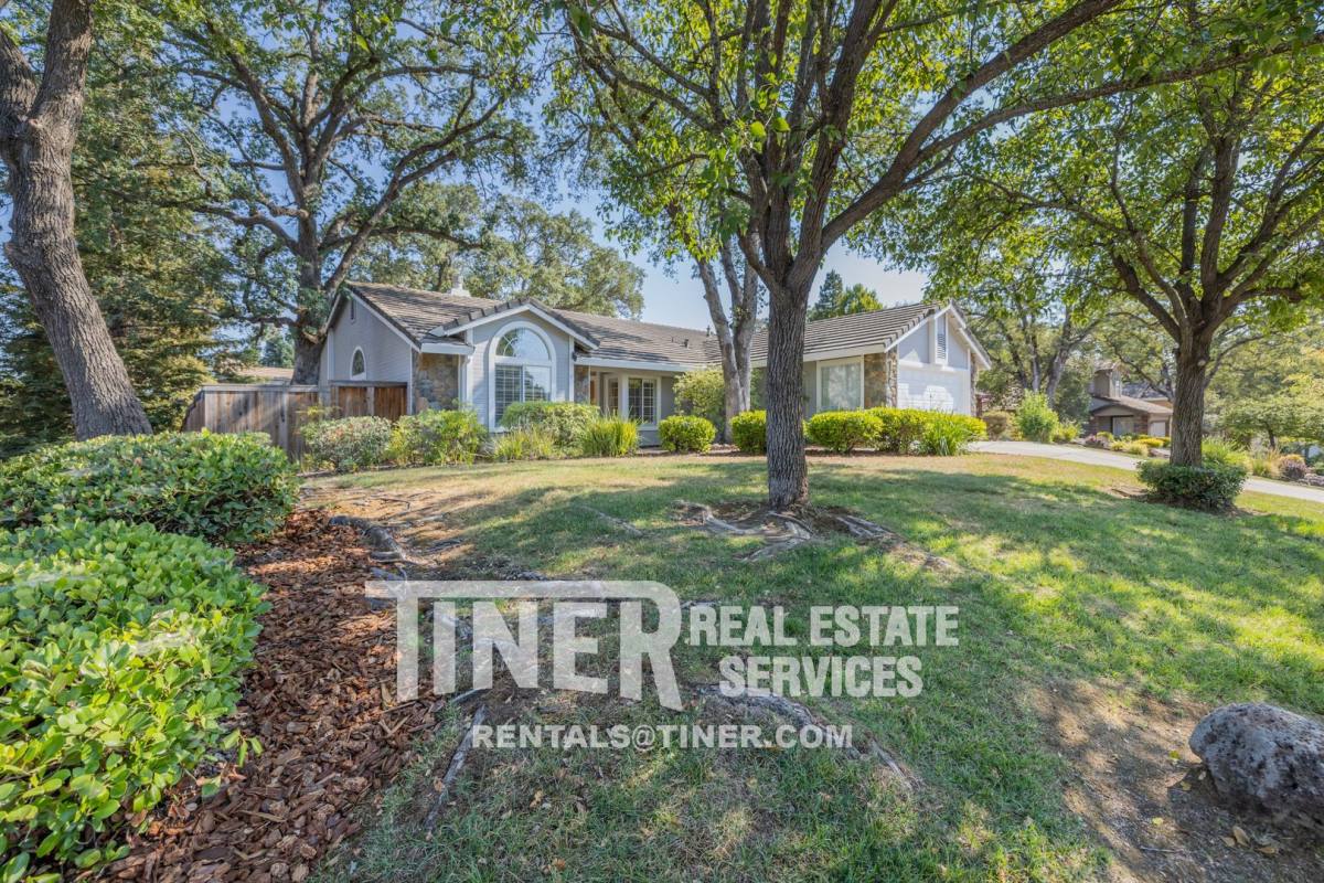 House for rent at 180 Briggs Ranch Dr, Folsom, CA 95630