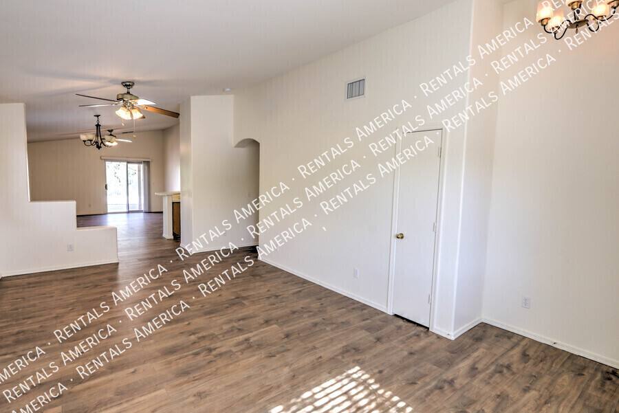 House for rent at 10984 N Double Eagle Court, Tucson, AZ 85737