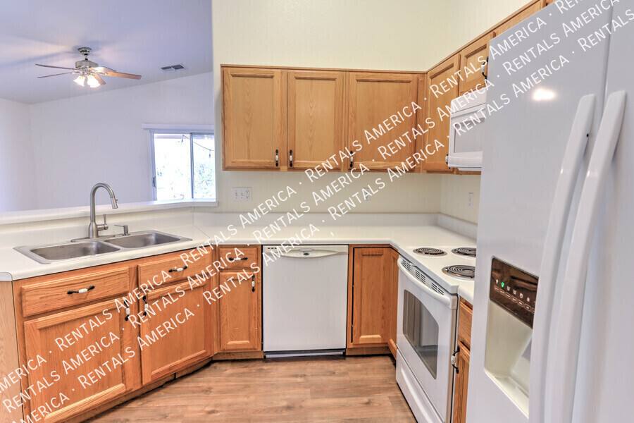 House for rent at 10984 N Double Eagle Court, Tucson, AZ 85737