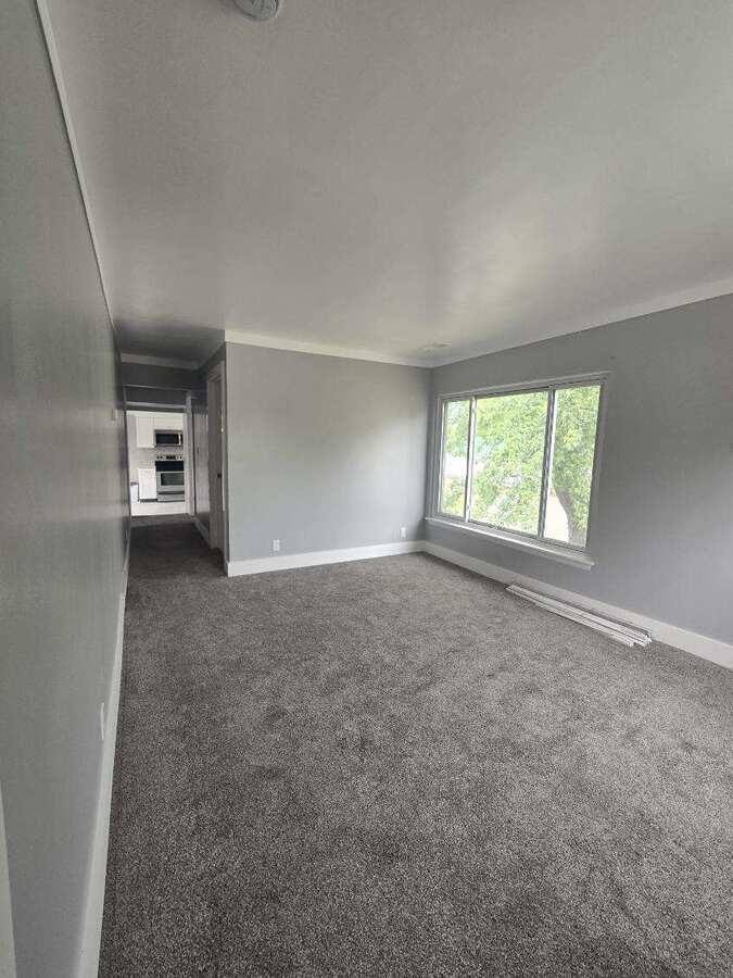 House for rent at 37 W McKinley Ave, Zeeland, MI 49464