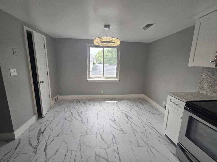 House for rent at 37 W McKinley Ave, Zeeland, MI 49464