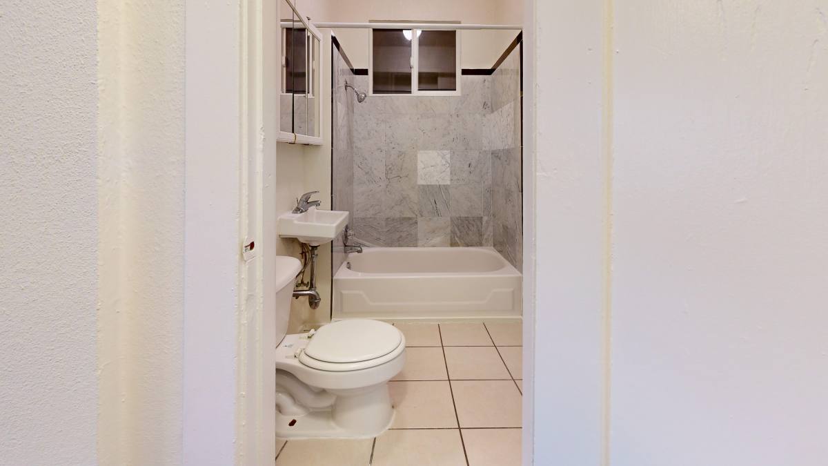 Apartment for rent at 665 Eddy St #28, San Francisco, CA 94109