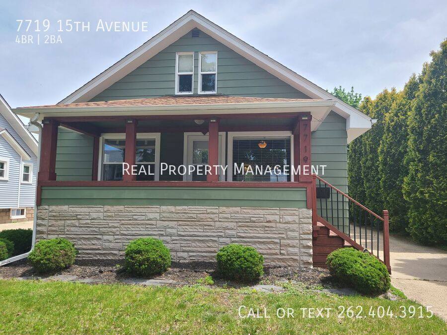 House for rent at 7719 15th Ave, Kenosha, WI 53143