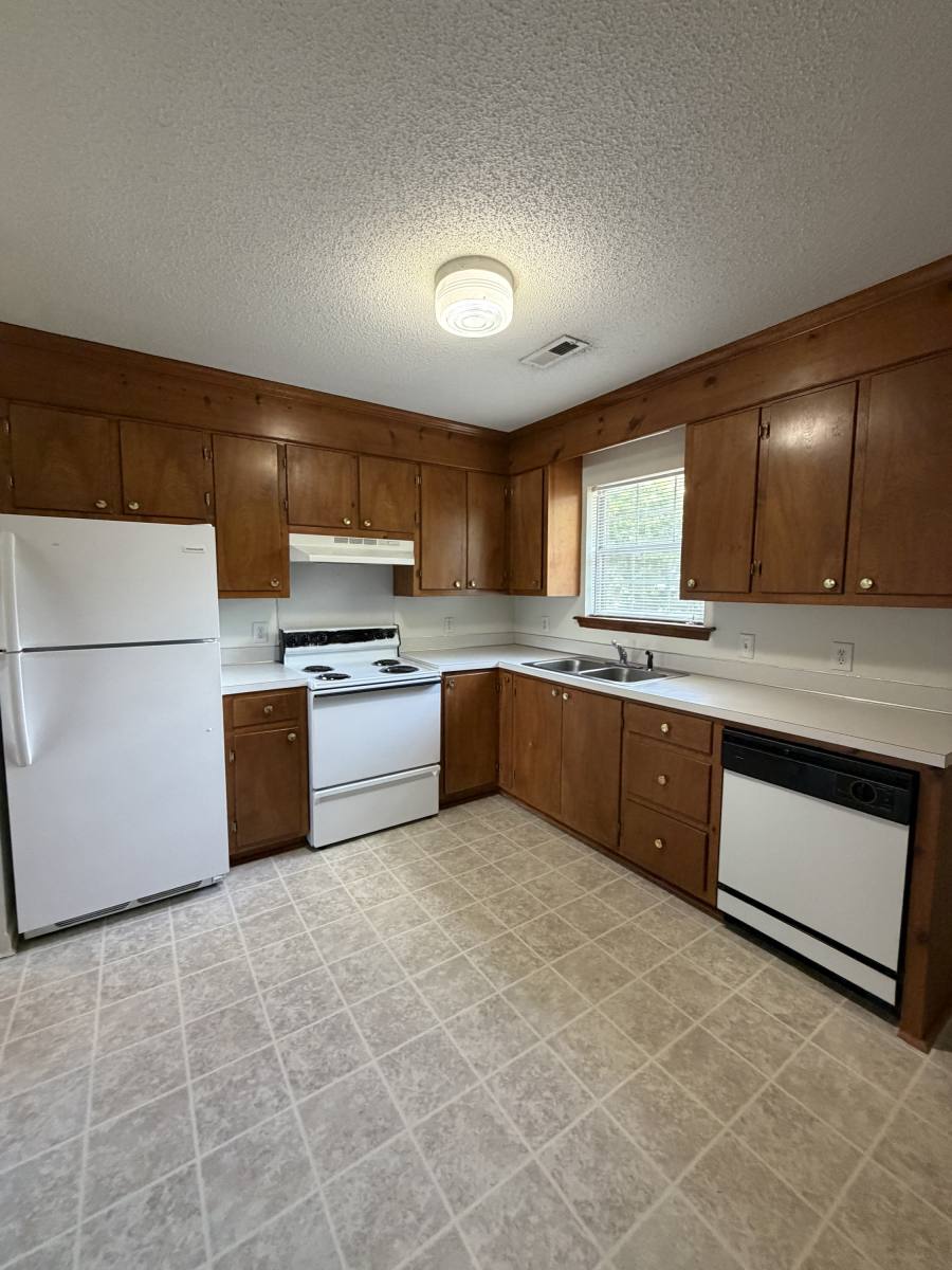 Apartment for rent at 1223 E Fire Tower Rd #F, Greenville, NC 27858