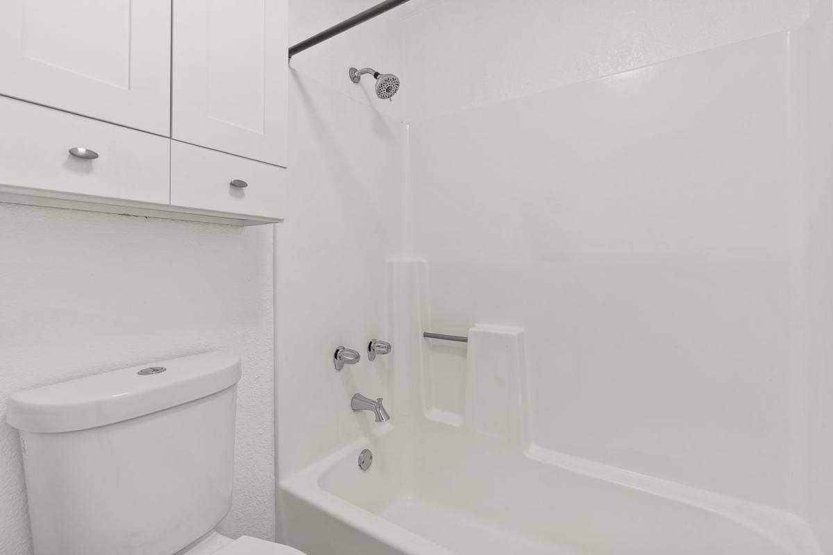 Townhouse for rent at 94-1068 Kaukahi Place, Waipahu, HI 96797