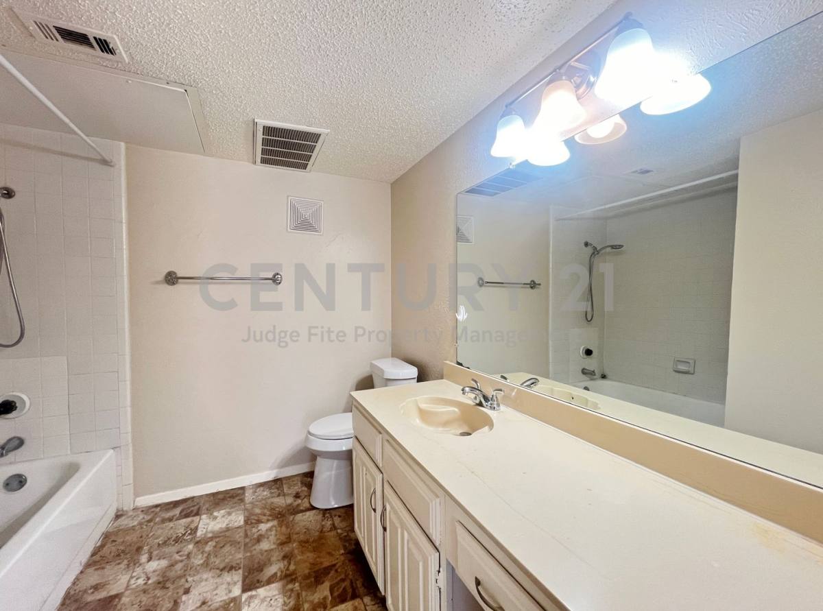 Condo for rent at 5626 Preston Oaks, Dallas, TX 75254