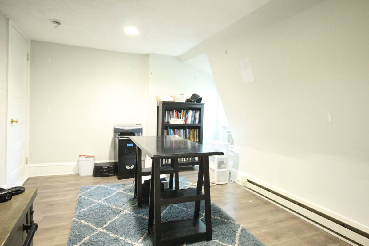 Apartment for rent at 713 Spring Garden St, Easton, PA 18042