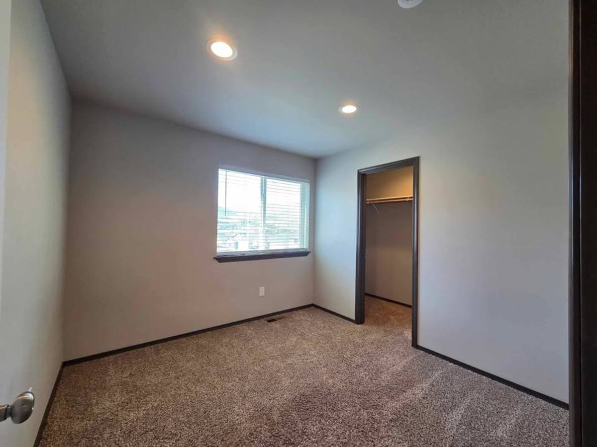 House for rent at 2391 SE Sage Brooke Rd, East Wenatchee, WA 98802