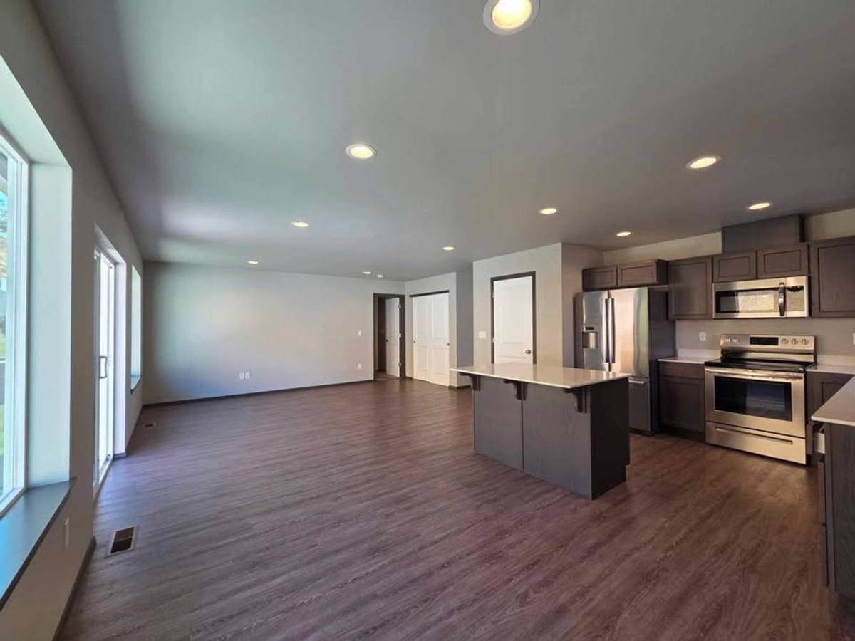 House for rent at 2391 SE Sage Brooke Rd, East Wenatchee, WA 98802