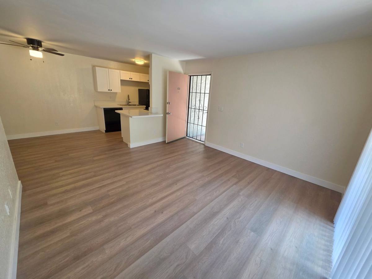 Apartment for rent at 1005 S Craycroft Rd, Tucson, AZ 85711