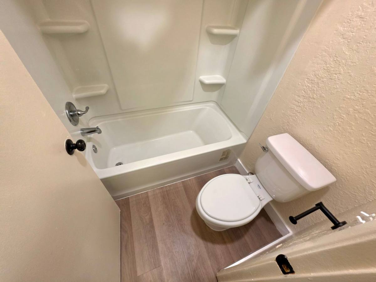 Apartment for rent at 1005 S Craycroft Rd, Tucson, AZ 85711