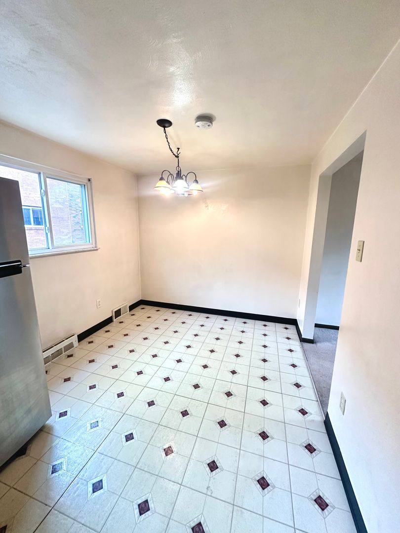 Townhouse for rent at 402 Brierly Lane, West Mifflin, PA 15122