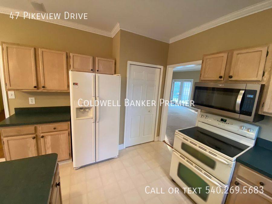 House for rent at 47 Pikeview Dr, Martinsburg, WV 25405