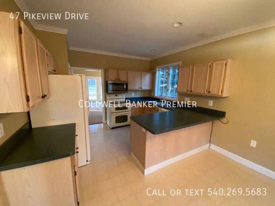 House for rent at 47 Pikeview Dr, Martinsburg, WV 25405