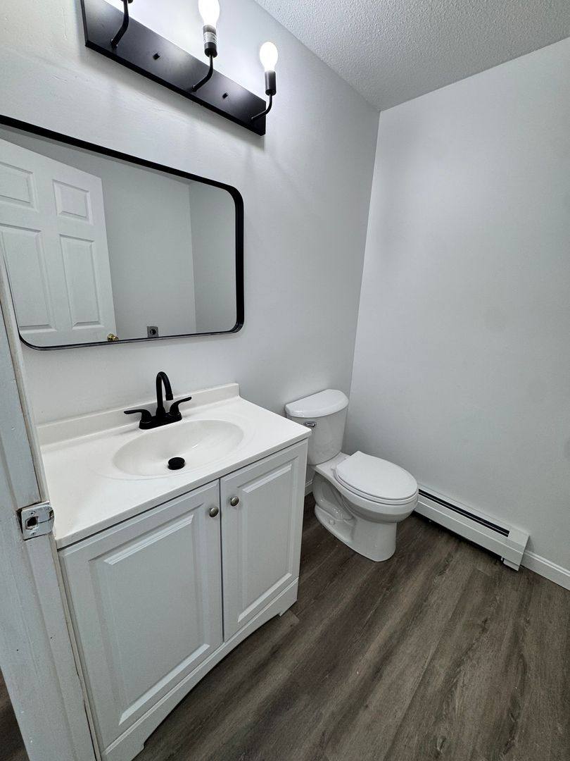 Apartment for rent at 17 Bassett St, Lowell, MA 01852