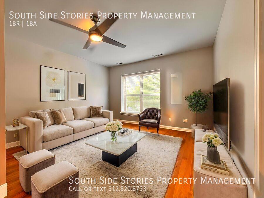 Apartment for rent at 405 E Oakwood Blvd #C2, Chicago, IL 60653