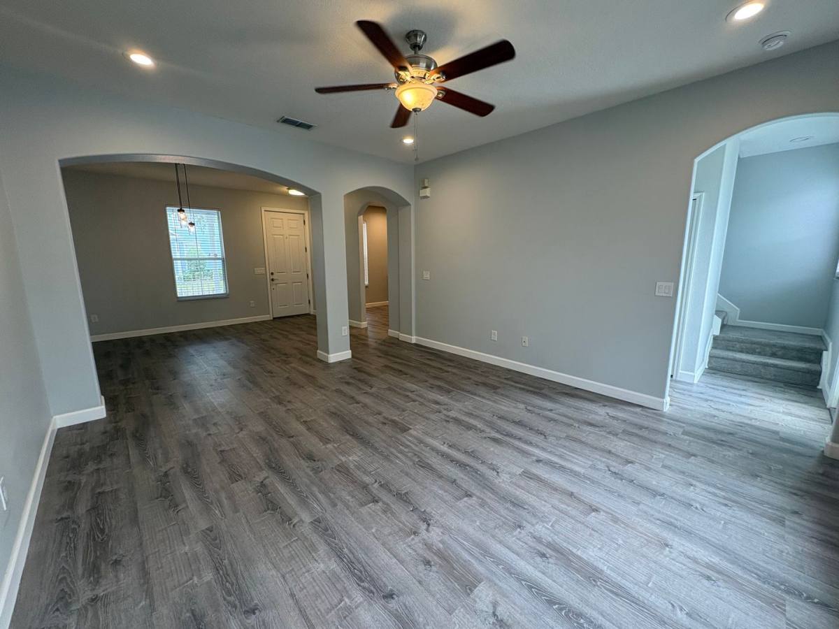 Townhouse for rent at 4209 Austen Falls Lane, Orlando, FL 32828