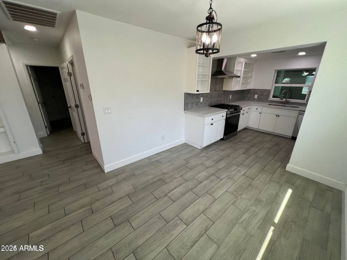 House for rent at 382 W Cocopah St, Phoenix, AZ 85003