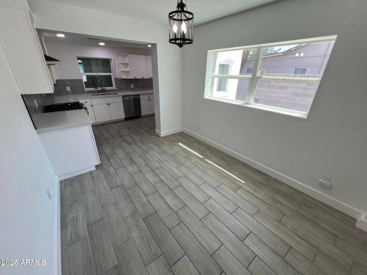 House for rent at 382 W Cocopah St, Phoenix, AZ 85003