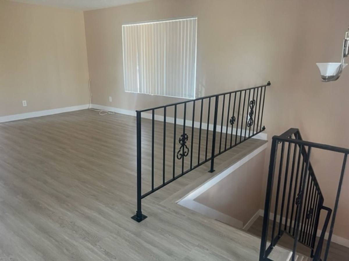 Apartment for rent at 316-326 W La Veta Ave, Orange, CA 92866