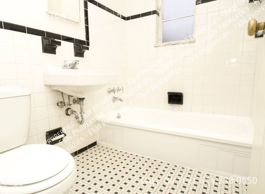 Apartment for rent at 1769 Clifton Ave #5, Columbus, OH 43203