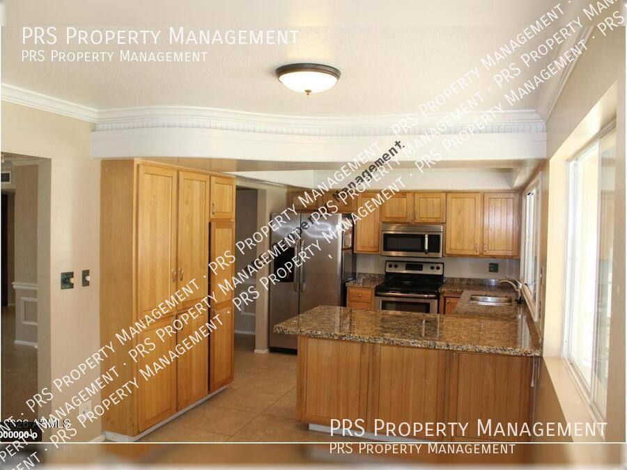 House for rent at 1517 E Gemini Dr, Tempe, AZ 85283