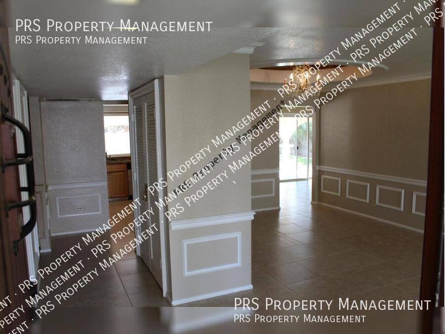 House for rent at 1517 E Gemini Dr, Tempe, AZ 85283