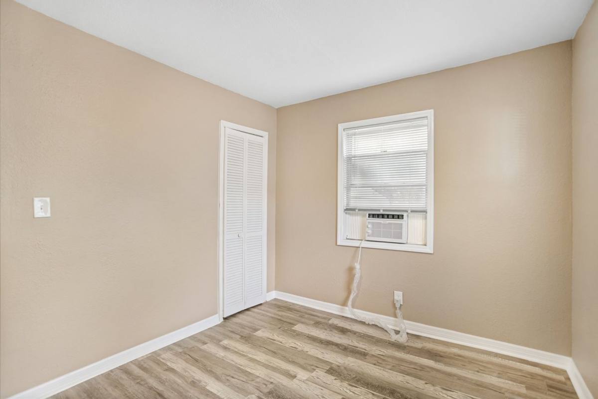 House for rent at 2552 27th Ave N, Saint Petersburg, FL 33713