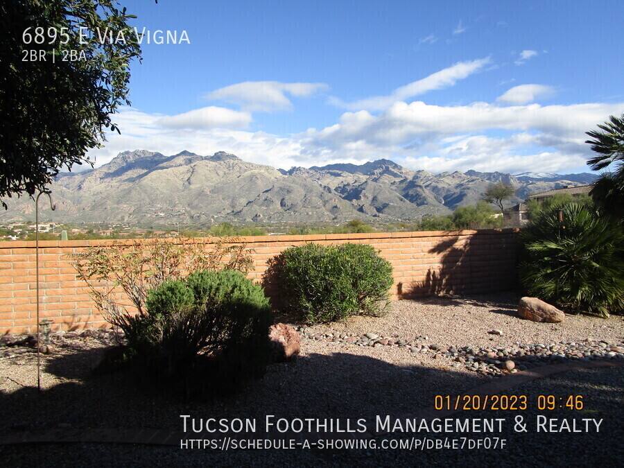 Townhouse for rent at 6895 E Via Vigna, Tucson, AZ 85750
