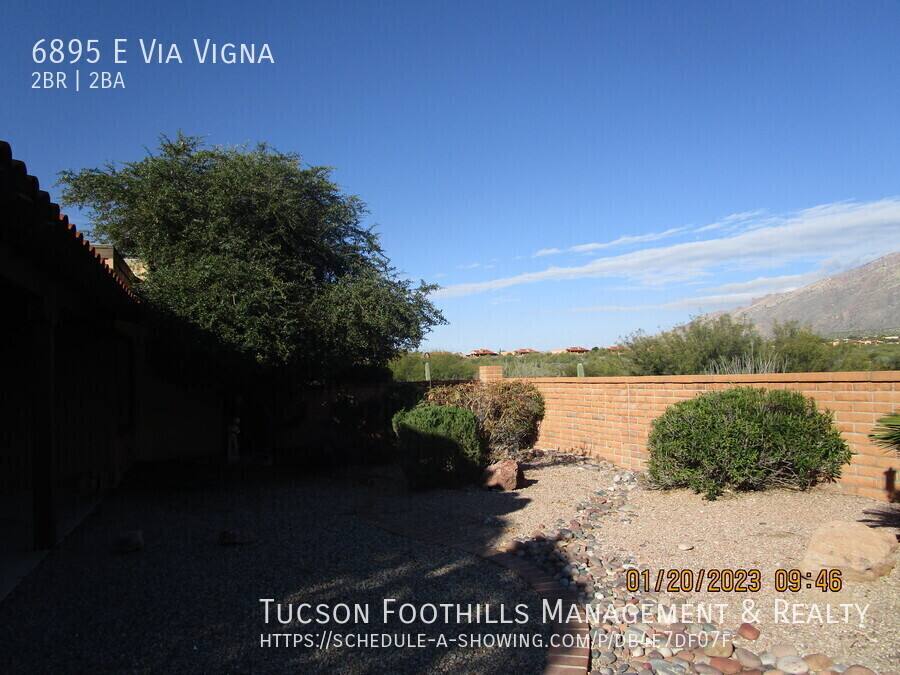 Townhouse for rent at 6895 E Via Vigna, Tucson, AZ 85750