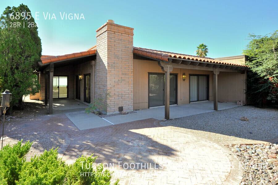 Townhouse for rent at 6895 E Via Vigna, Tucson, AZ 85750