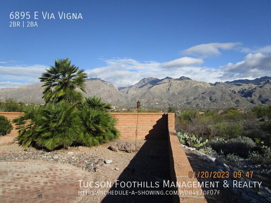 Townhouse for rent at 6895 E Via Vigna, Tucson, AZ 85750