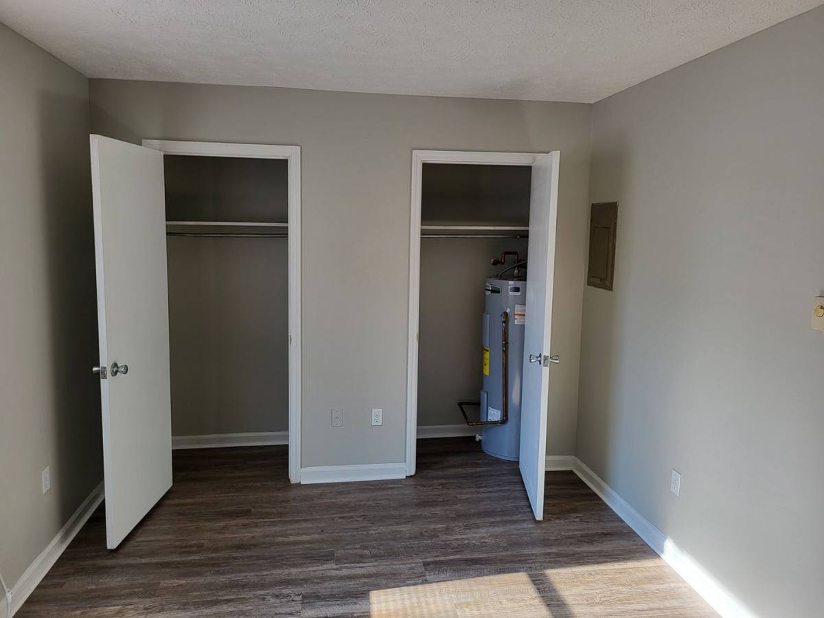 Apartment for rent at 365 Gibson Lane, Richmond, KY 40475