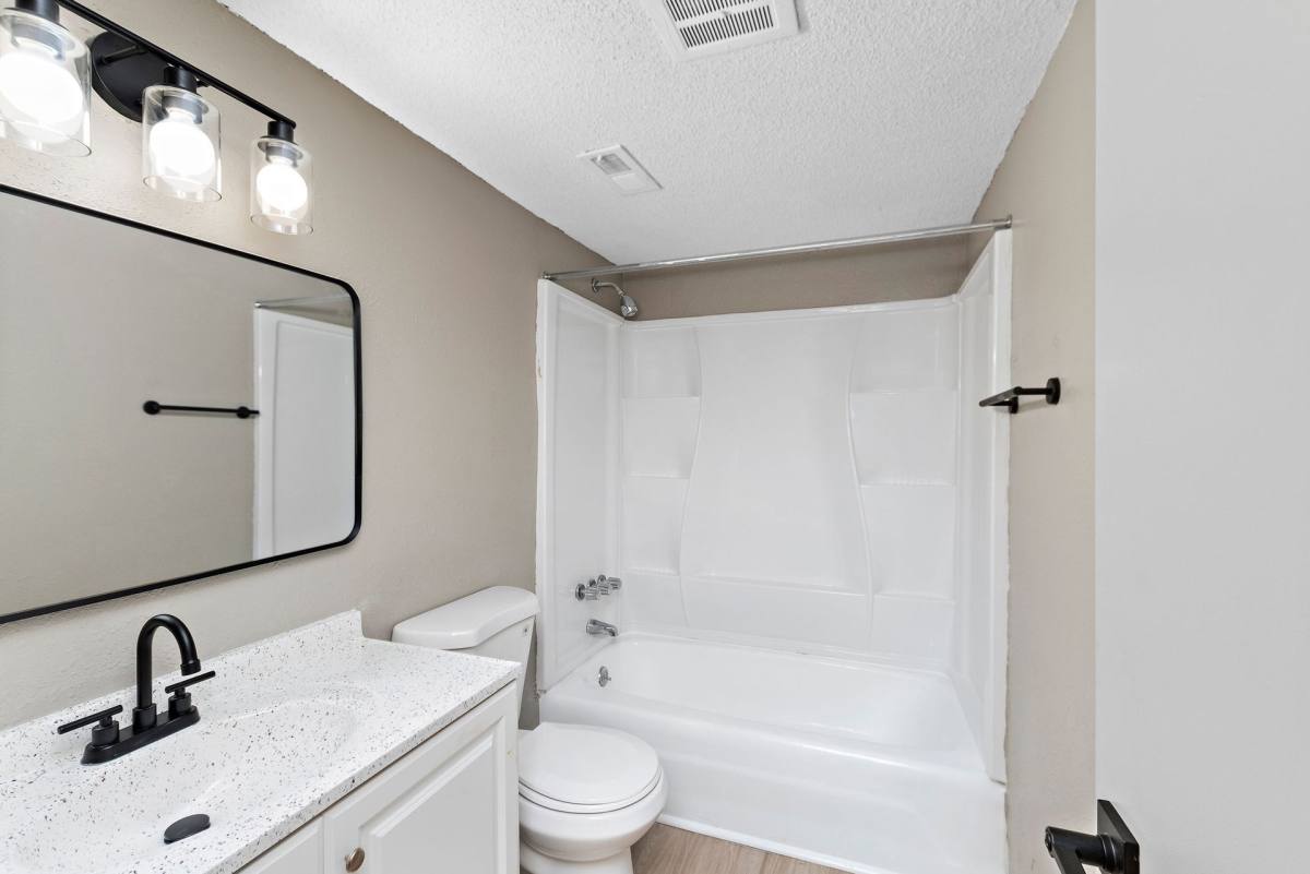 Apartment for rent at 16801 E Larkspur Lane, Independence, MO 64055