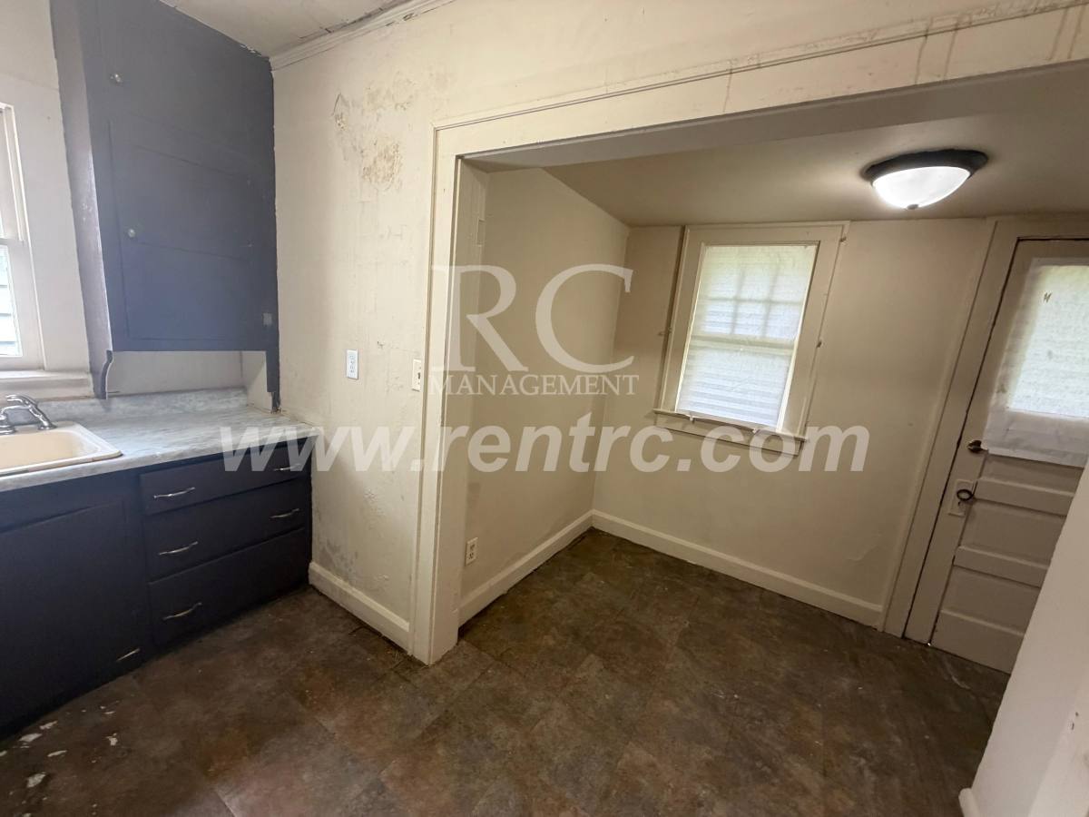 House for rent at 6255 Commercial, Danville, IL 61832