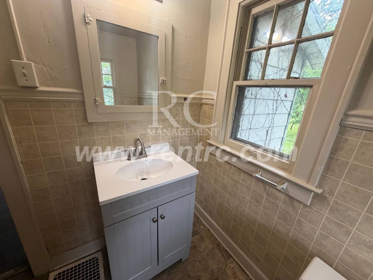 House for rent at 6255 Commercial, Danville, IL 61832