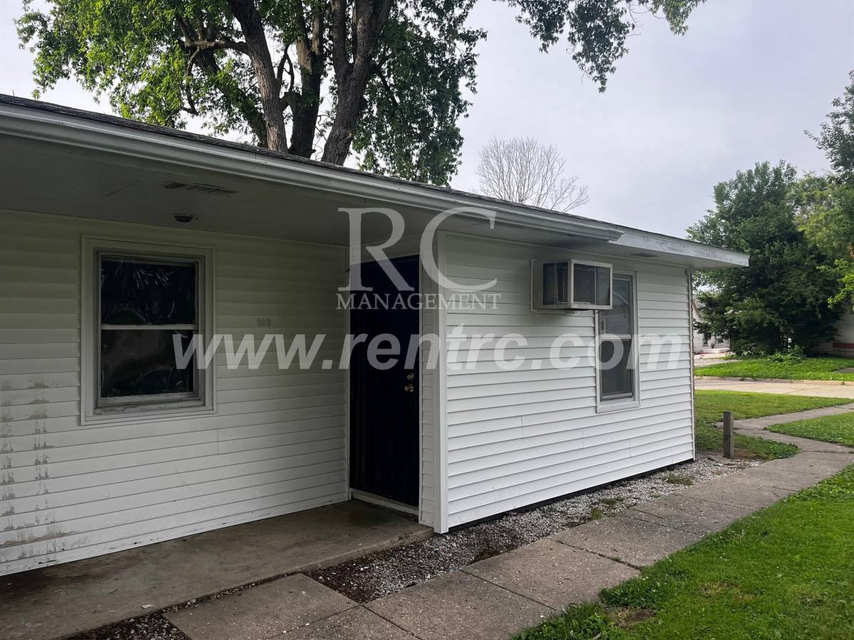 House for rent at 206-A California, Danville, IL 61832