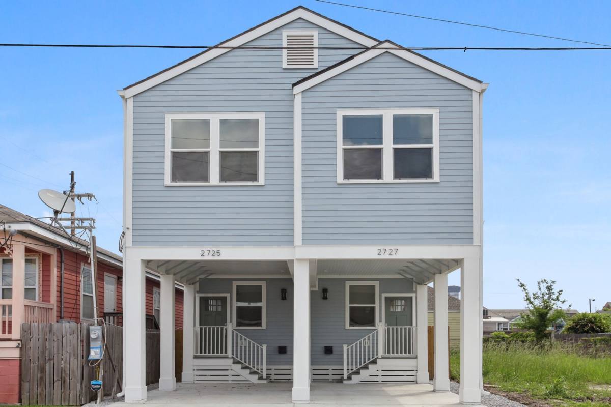 Townhouse for rent at 2725 - 2727 Third St, New Orleans, LA 70113