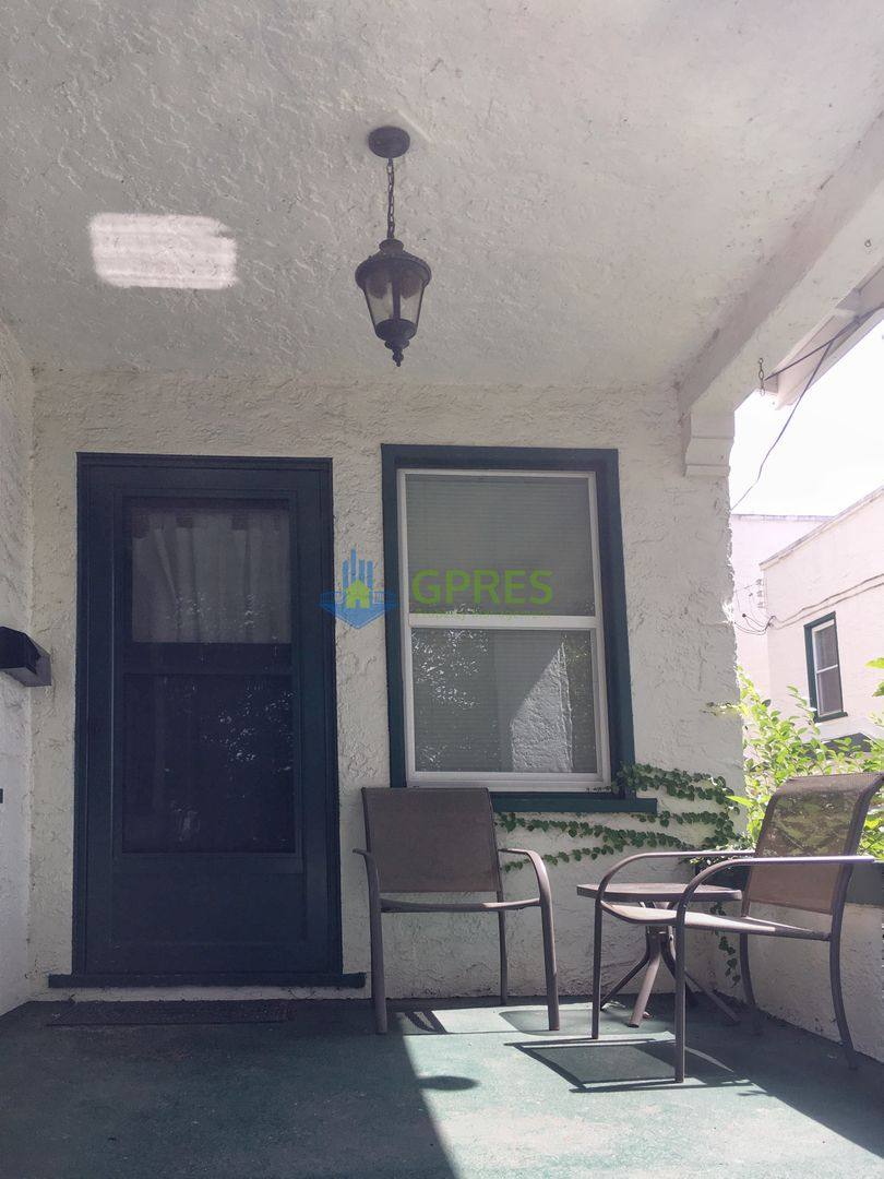 Apartment for rent at 6th St Corner Delaware Ave, Oakmont, PA 15139