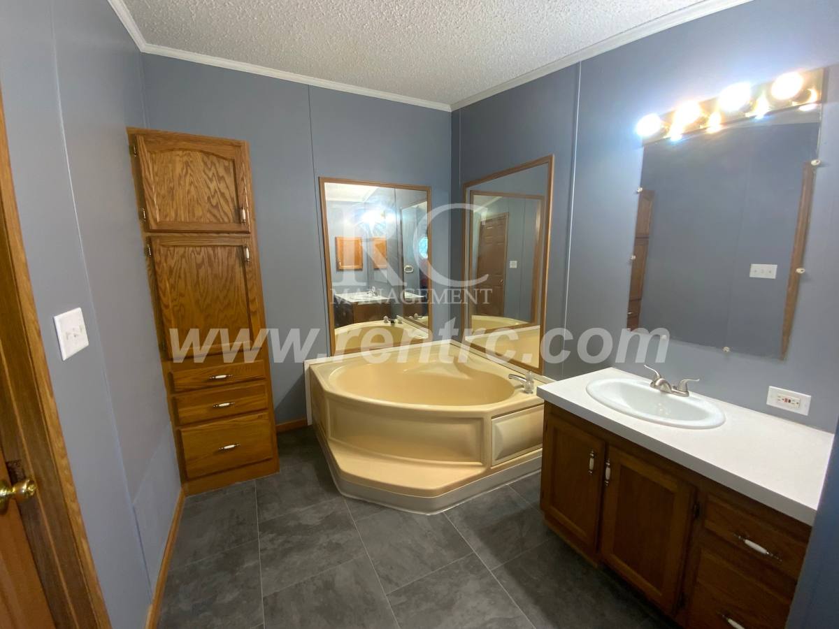 House for rent at 911 Central, Tilton, IL 61833