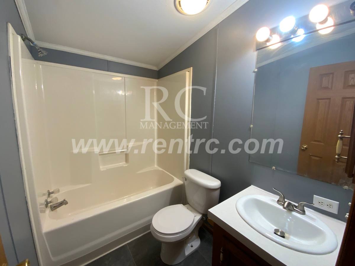 House for rent at 911 Central, Tilton, IL 61833