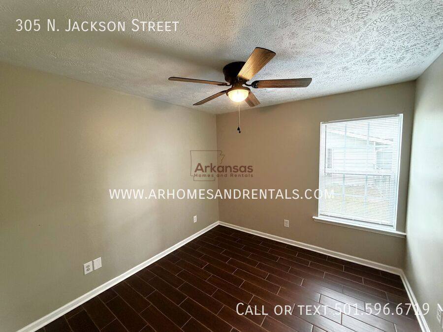 House for rent at 305 N Jackson St, Cabot, AR 72023