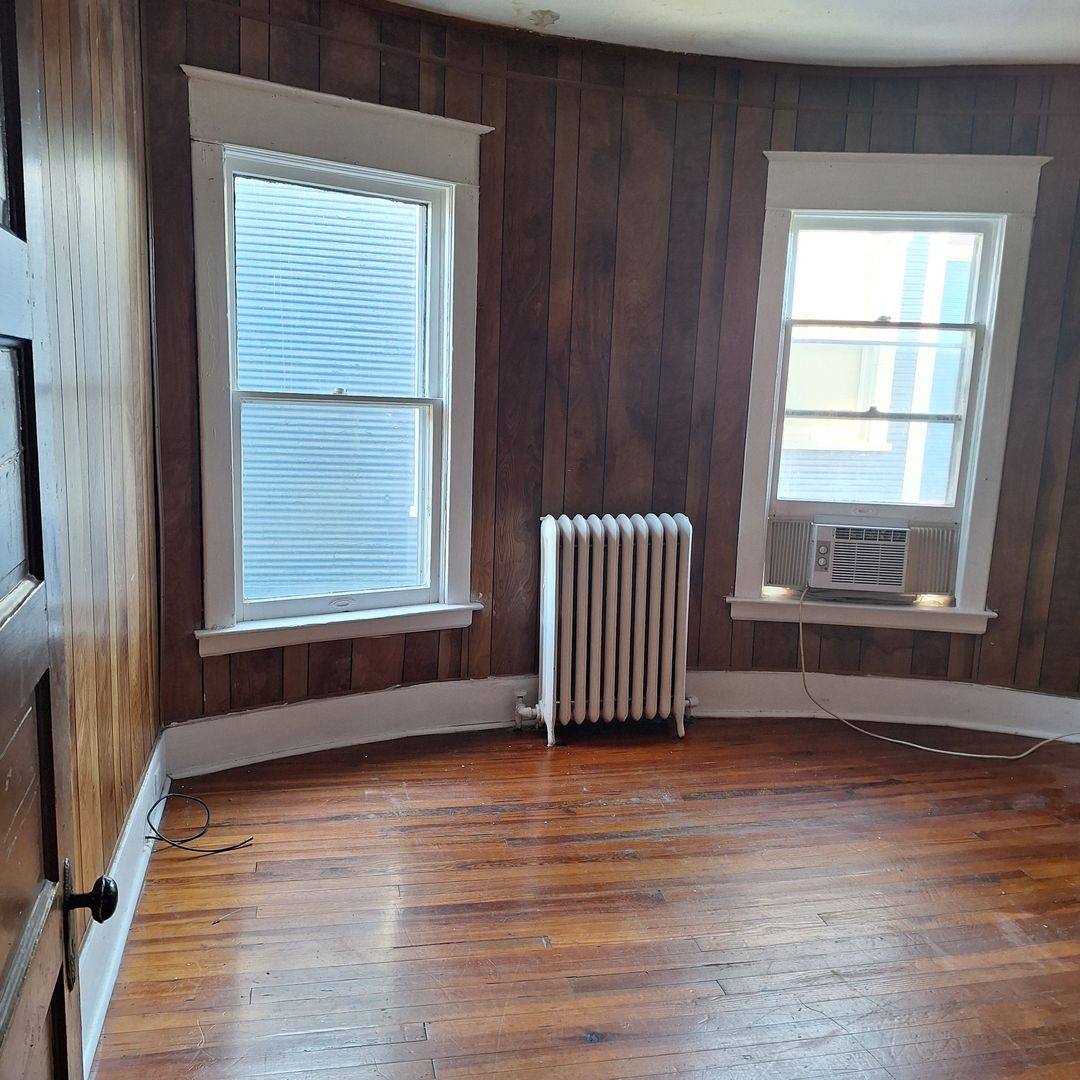 Apartment for rent at 715 Marshall Ave, Roanoke, VA 24016