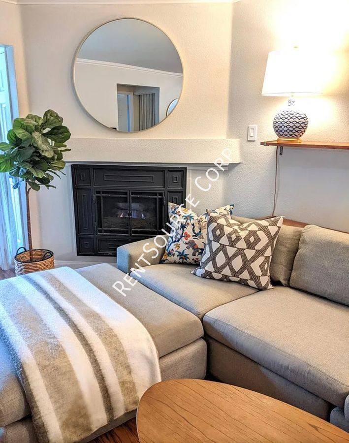 Condo for rent at 5525 Canoga Ave #123, Woodland Hills, CA 91367