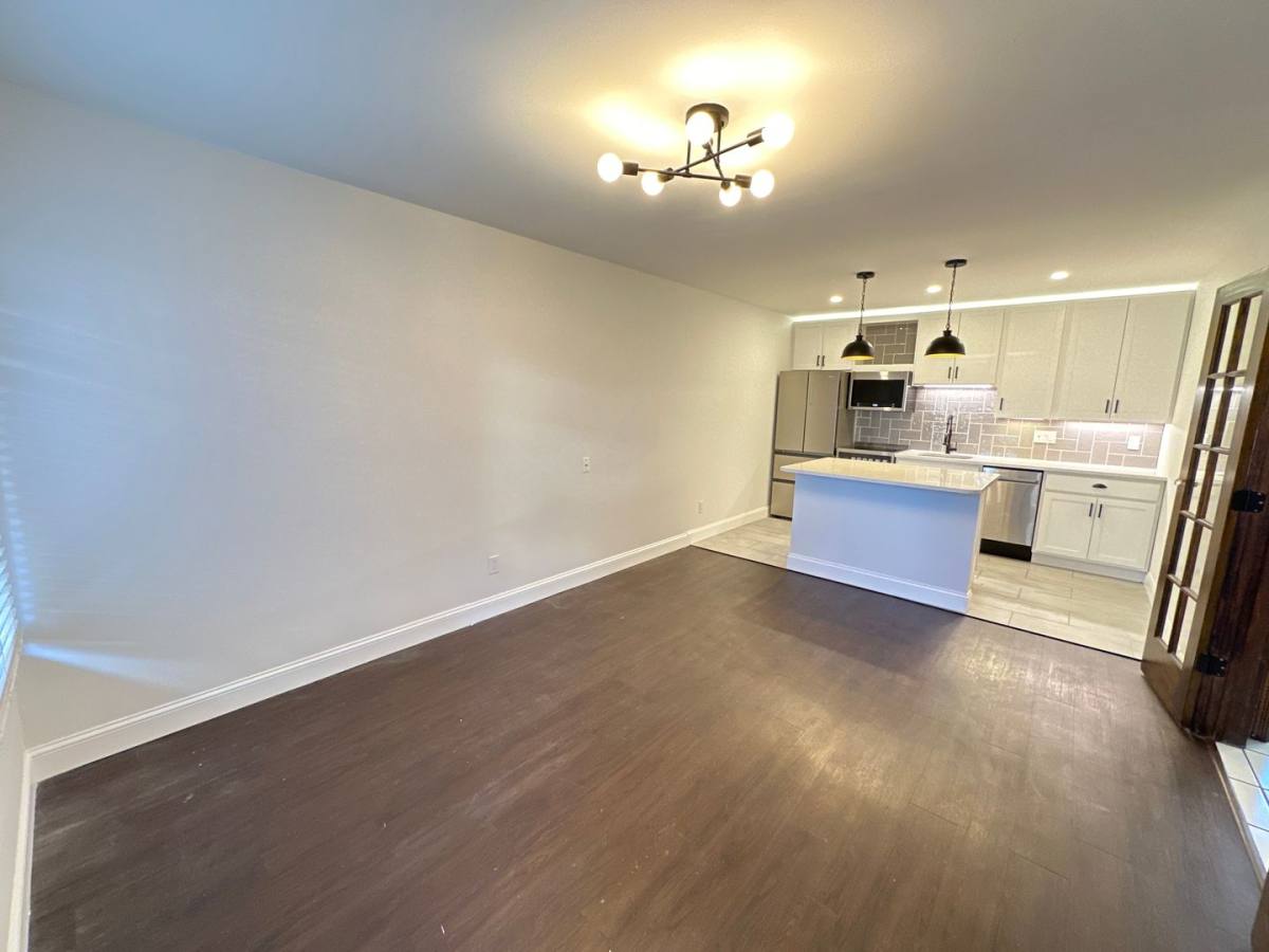 Apartment for rent at 1116 S High St, Columbus, OH 43206